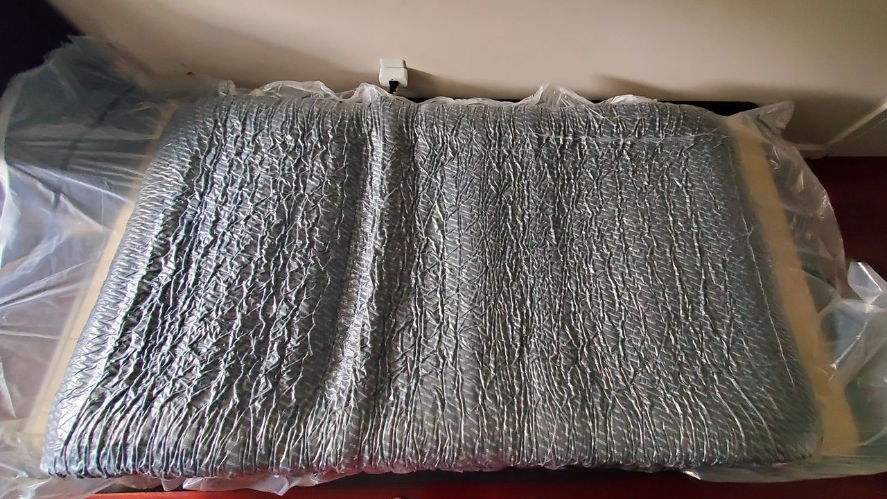 Tuft &amp; Needle Mint Hybrid mattress setup