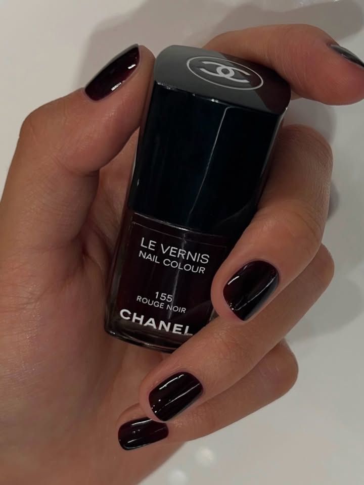 A deep red manicure by Georgia Rae and Chanel's Le Vernis Nail Colour in 155 Rouge Noir