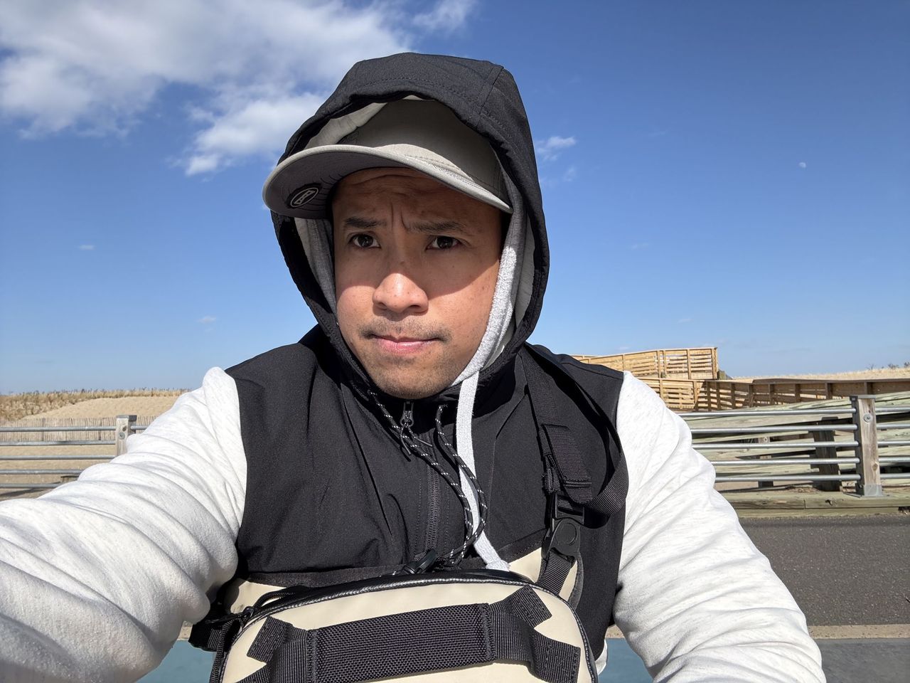 Apple iPhone 16 Pro Max selfie sample.