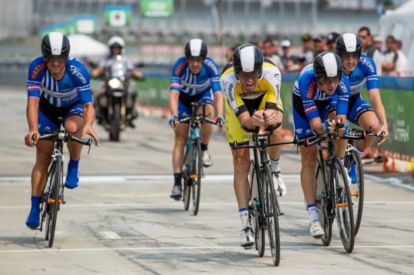 Rory Sutherland (UnitedHealthcare) digs in deep to save every second crossing the line.