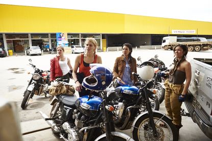 031815_girls and bikes_02 - l'equipee