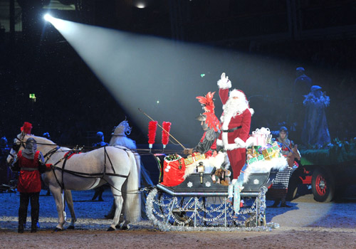 Christmas-finale-Love-Olympia.jpg