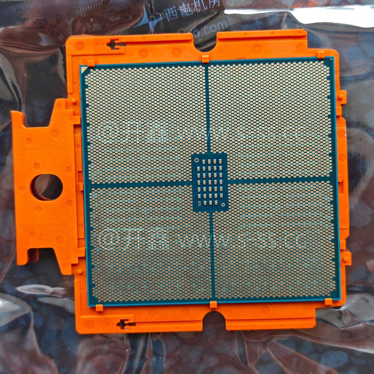 AMD's alleged EPYC 9655