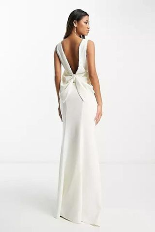 Hope & Ivy Bridal bow back maxi dress in ivory