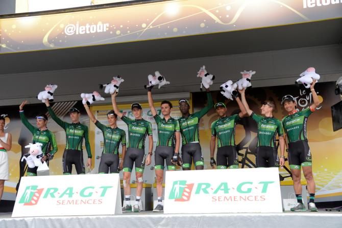 Europcar were the best team on stage 7 and collect their prize at the start of stage 8