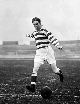 Charlie Tully with Celtic in 1950.