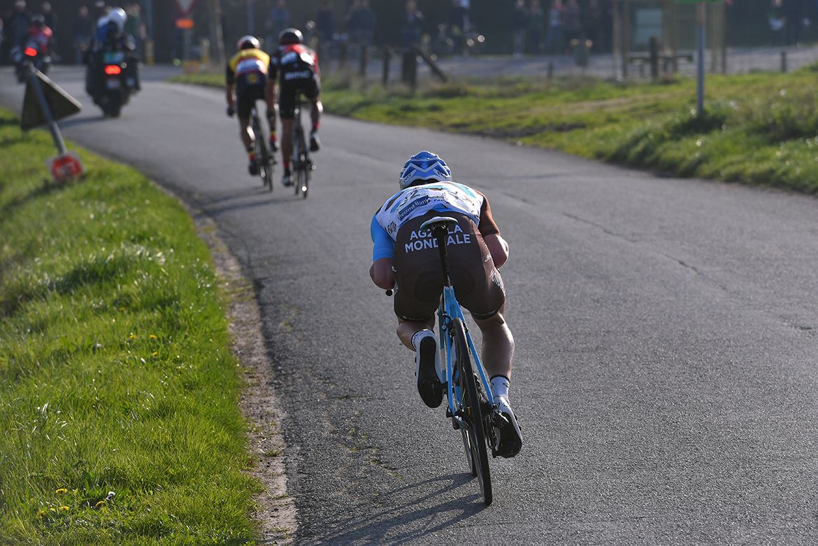 Oliver Naesen (AG2R La Mondiale) bridges back to Gilbert and Van Avermaet