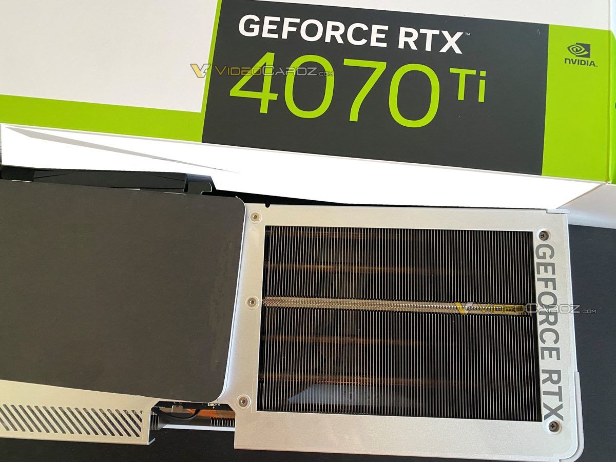 Gigabyte RTX 4070 Ti AERO pics from VideoCardz