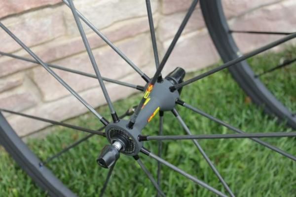 The R-Sys SLR front hub is anodized to match the Exalith rim, but it's a standard coating, not the special treatment .