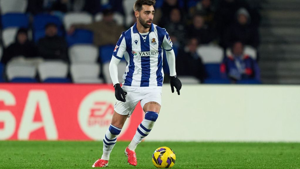 Photo by Juan Manuel Serrano Arce ahead of the Real Sociedad vs Man United Europa League clash