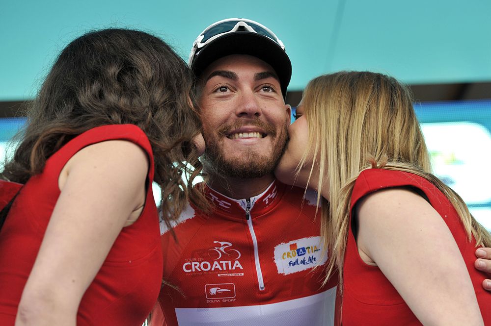 Giacomo Nizzolo (Trek-Segafredo) takes the early leader's jersey after winning stage 1 in Croatia