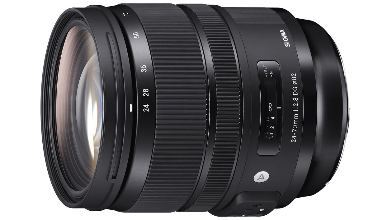Best lenses for wedding and event photography: Sigma 24-70mm f/2.8 DG OS HSM | A