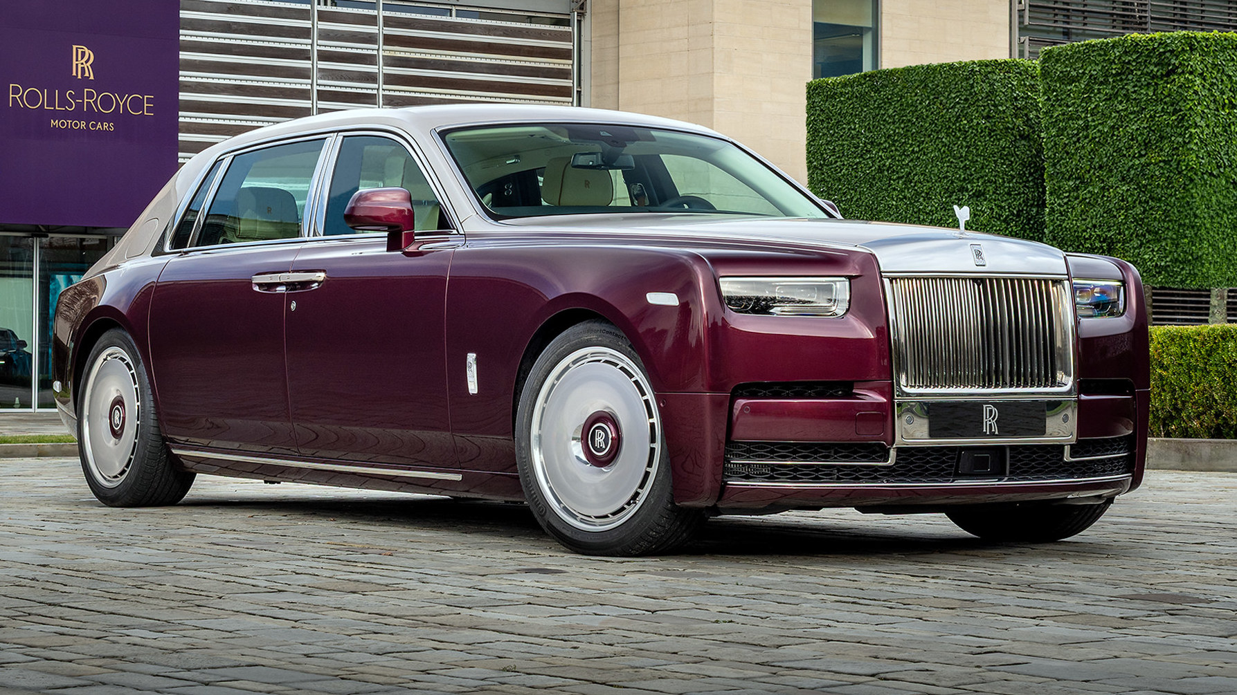 Rolls-Royce Phantom Hummingbird