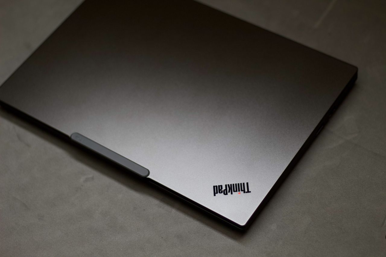 Lenovo ThinkPad P14s Gen 6