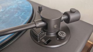 A close-up of the Victrola Hi-Res Onyx record player.