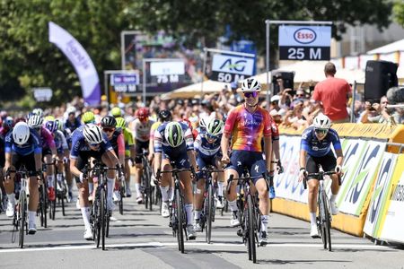 Belgian Road Championships 2023: Lotte Kopecky sprints to victory