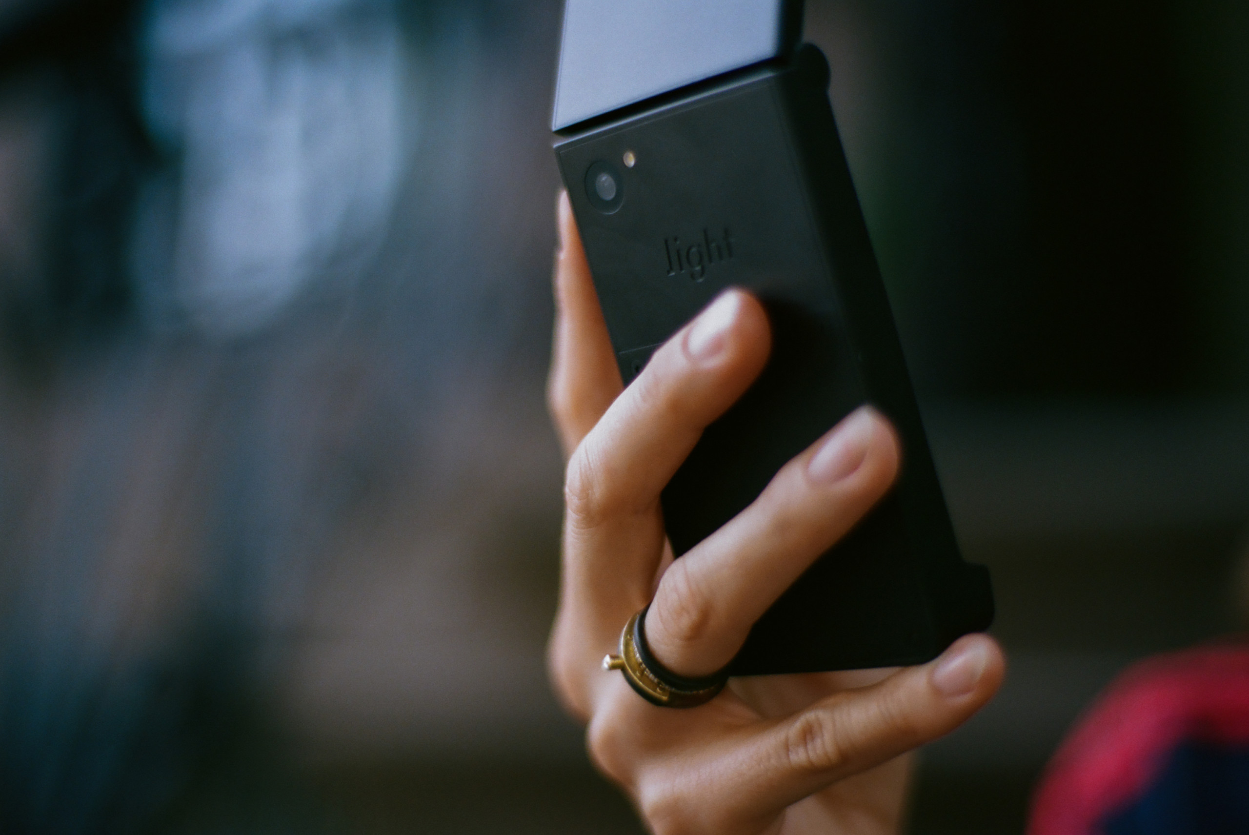 Light Phone Flip