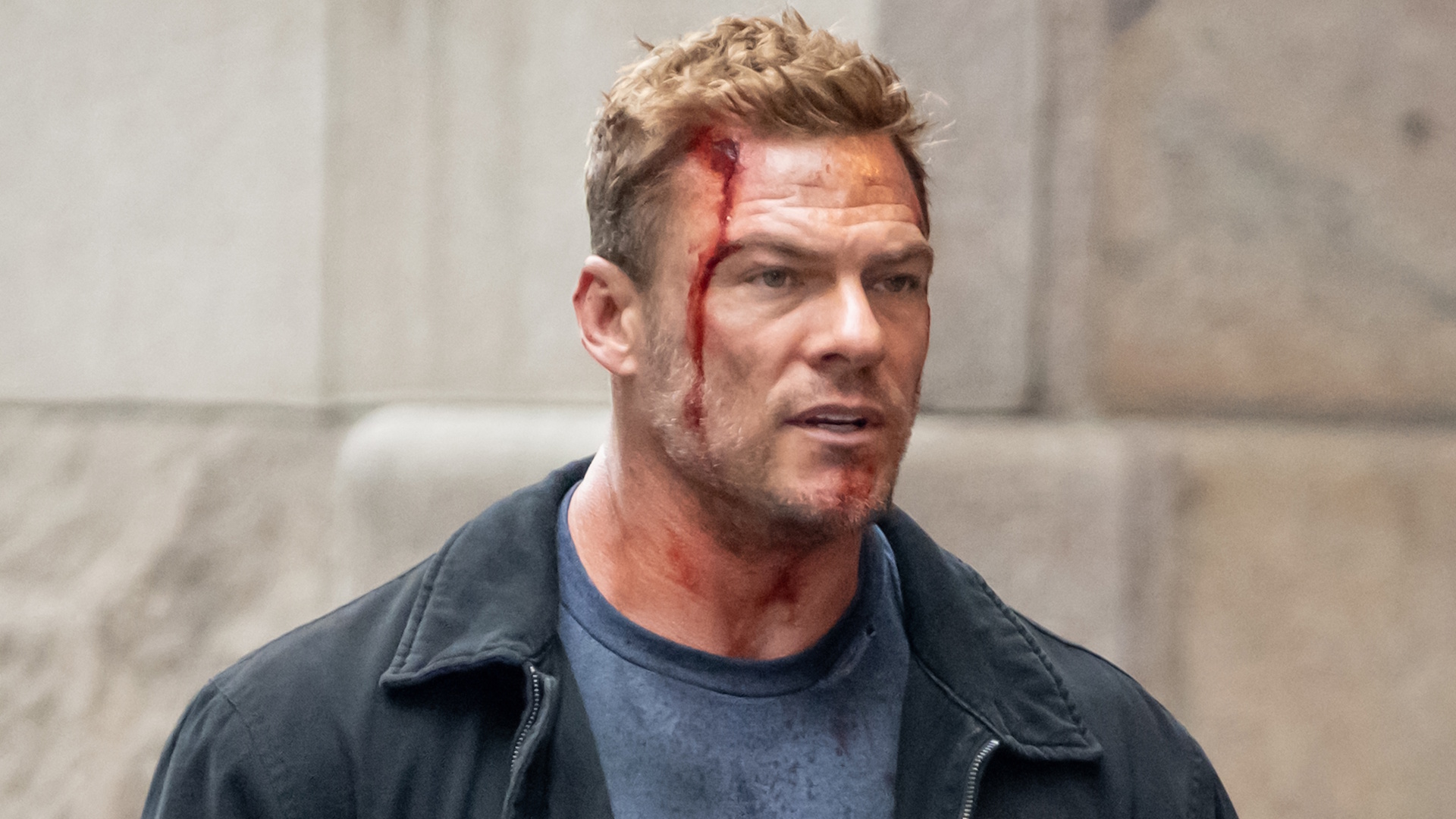 PHILADELPHIA, PENNSYLVANIA - JUNE 18: Actor Alan Ritchson is seen filming scenes of the Amazon Prime Video TV series "Reacher" season 4 on June 18, 2025 in Philadelphia, Pennsylvania. (Photo by Gilbert Carrasquillo/GC Images)