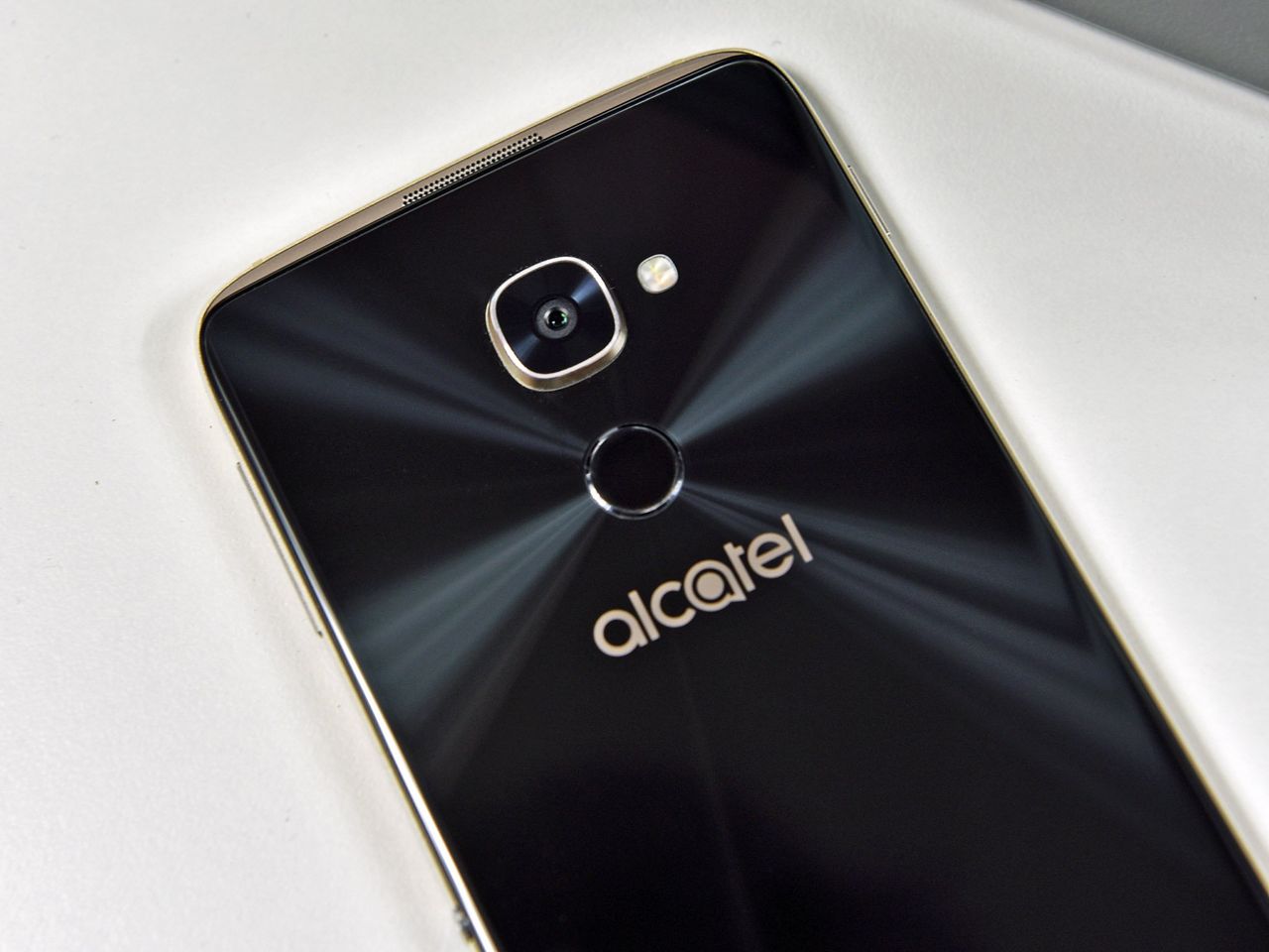 Alcatel Idol 4S