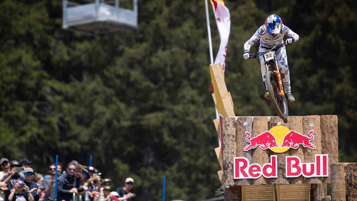 Rachel Atherton riding to the win at Lenzerheide 2023 