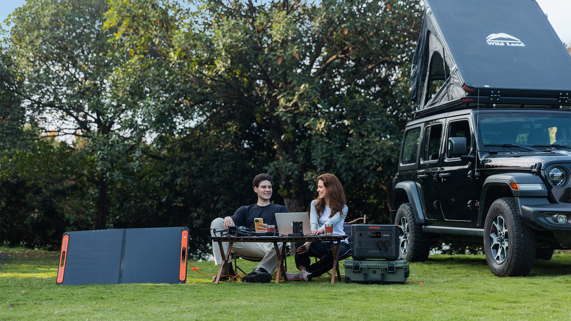 Jackery Explorer 3000 v2 outside