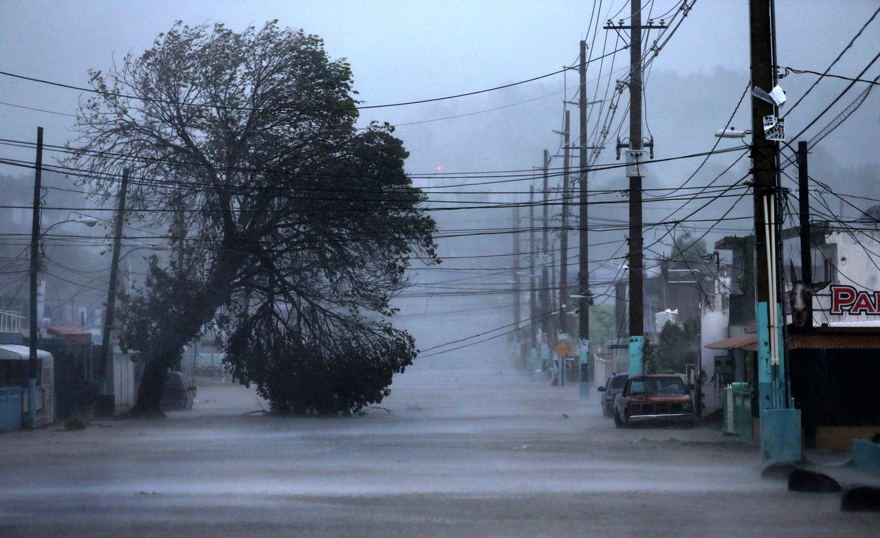 Hurricane Irma batters Puerto Rico