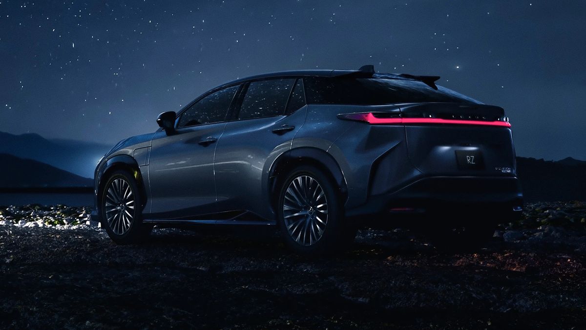 lexus-and-lincoln-to-release-new-suv-evs-today
