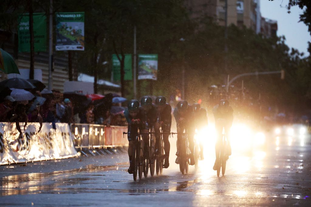 BARCELONA SPAIN AUGUST 26 Emanuel Buchmann of Germany Nico Denz of Germany Jonas Koch of Germany Cian Uijtdebroeks of Belgium Aleksandr Vlasov of Russia Sergio Higuita of Colombia Lennard Kmna of Germany Ben Zwiehoff of Germany and Team BORAHansgrohe sprint during the 78th Tour of Spain 2023 Stage 1 a 148km team time trial stage from Barcelona to Barcelona UCIWT on August 26 2023 in Barcelona Spain Photo by Alexander HassensteinGetty Images