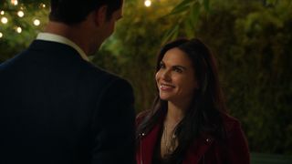 Lana Parrilla as Lisa smiling in The Lincoln Lawyer season 2