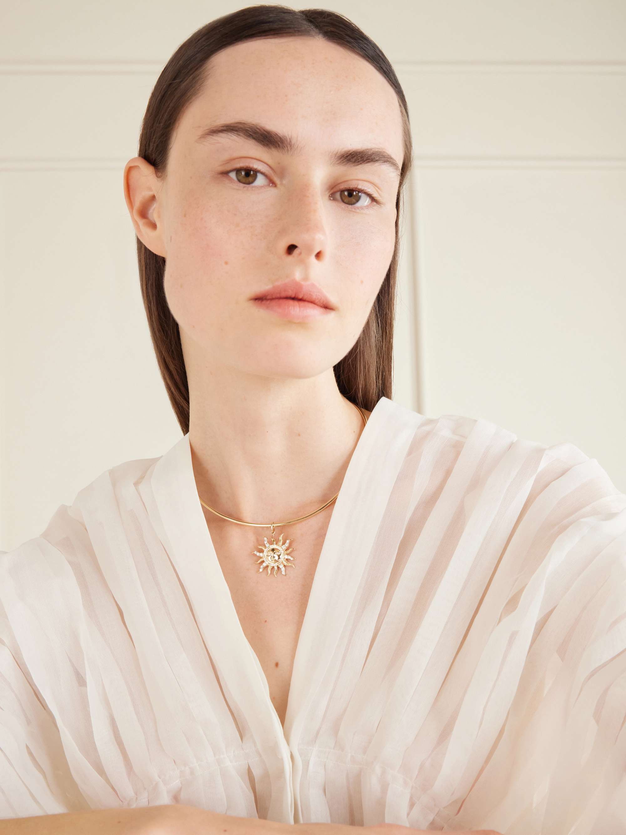 El Sol 14-Karat Gold Diamond Pendant Necklace