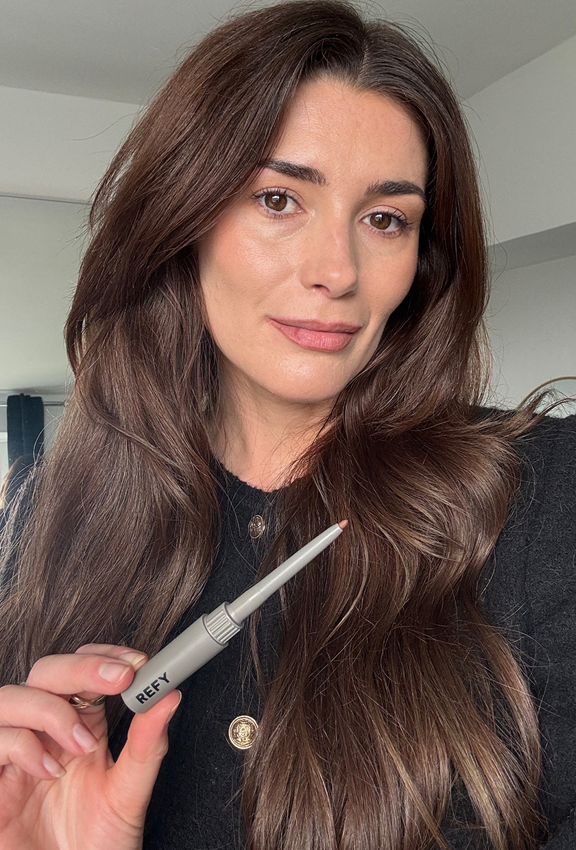 Eleanor wearing Refy lip liner in suede