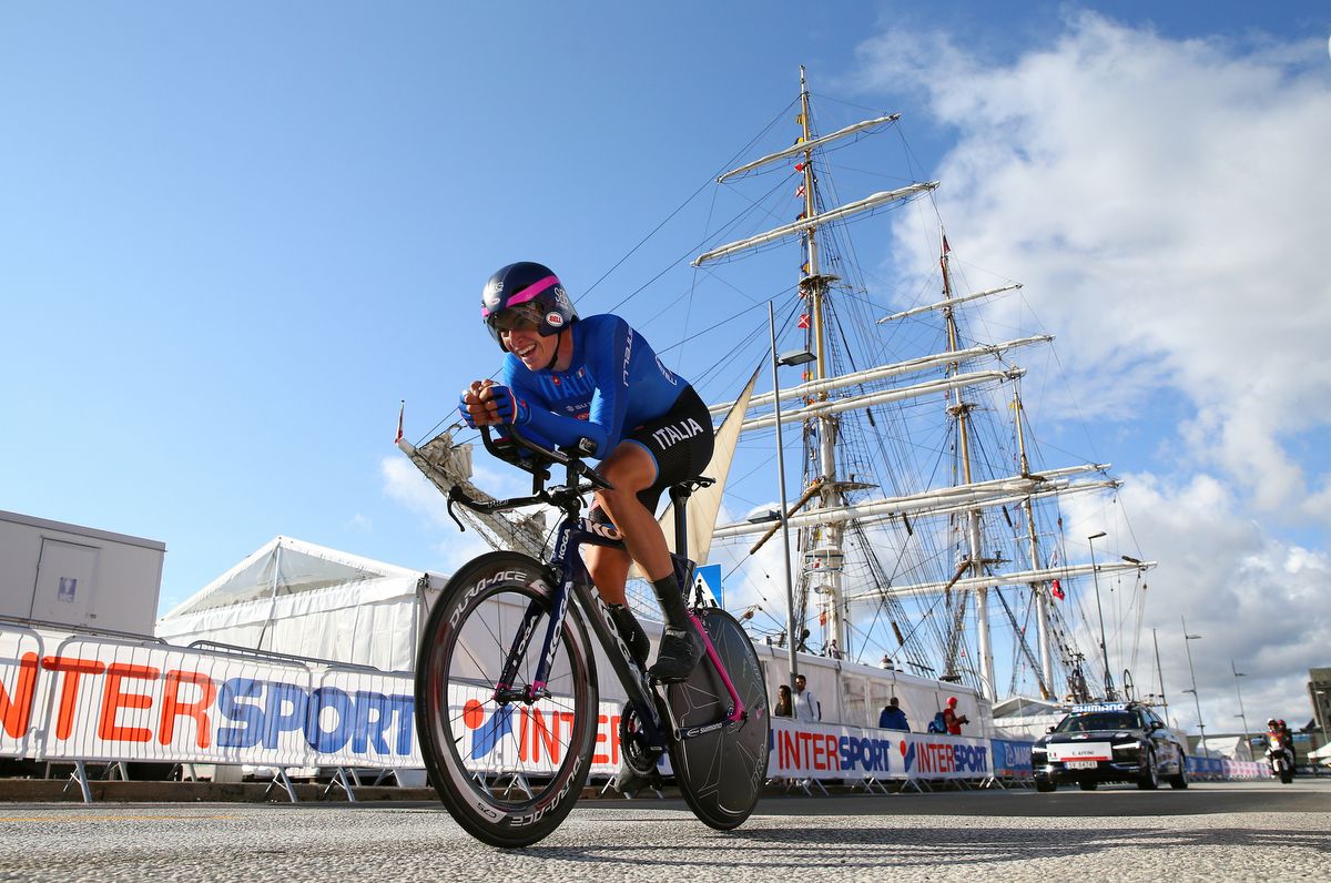 Edoardo Affini (Italy) riding along the Bergen waterfront