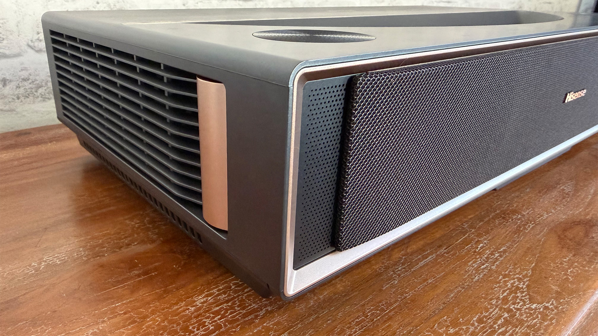 Hisense PT1 UST projector