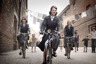 Call the Midwife cast.