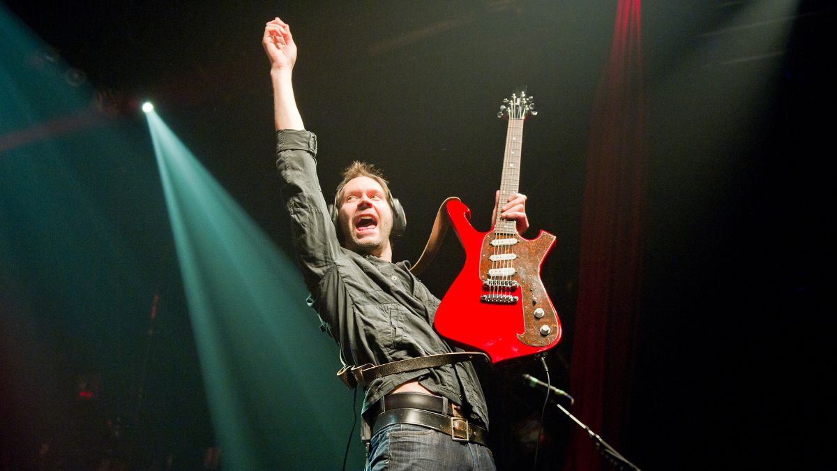 Paul Gilbert from Mr Big performs at Le Bataclan on September 21, 2011 in Paris, France