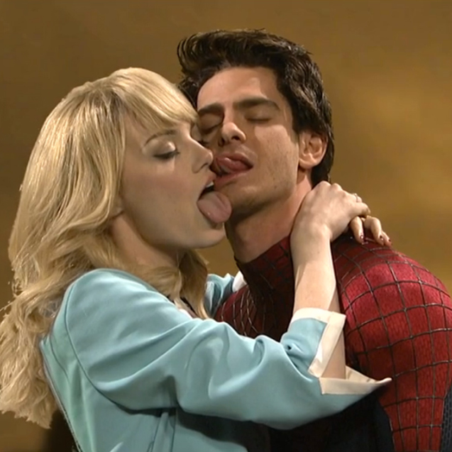 Spider-Man's Emma Stone On Love, Boyfriend Andrew Garfield