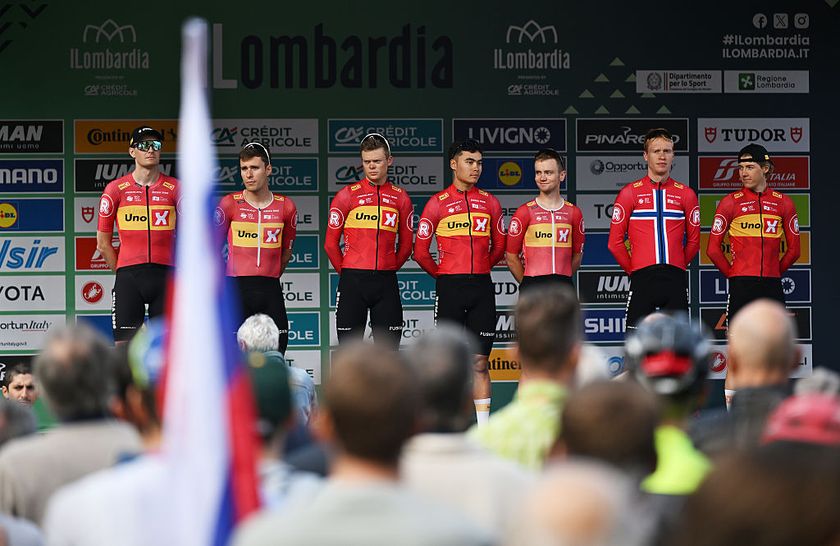 COMO, ITALY - OCTOBER 11: Sakarias Koller Loland of Norway, Martin Urianstad Bugge of Norway, Fredrik Dversnes of Norway, Markus Hoelgaard of Norway, Adne Holter of Norway, Johannes Kulset of Norway, Andreas Leknessund of Norway and Team Uno-X Mobility prior to the 119th Il Lombardia 2025 a 241km one day race from Como to Bergamo on October 11, 2025 in Como, Italy. (Photo by Dario Belingheri/Getty Images)