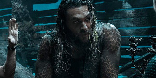 Jason Momoa Made A Serious Entrance For The Aquaman Premiere