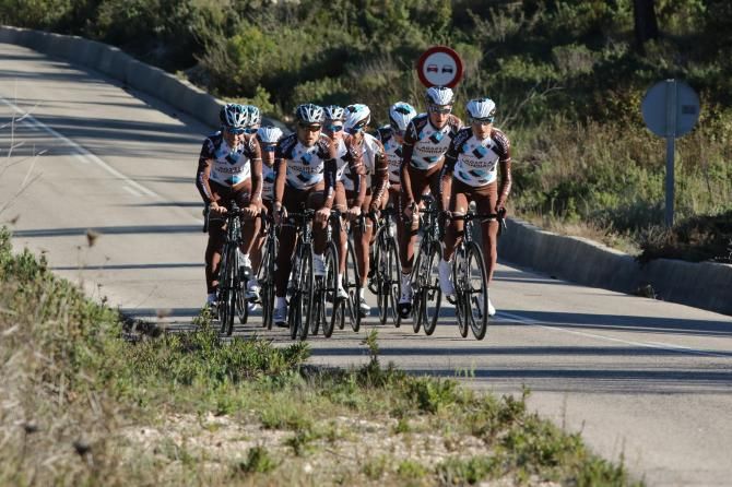 AG2R La Mondiale enjoy some warm weather training near Valencia