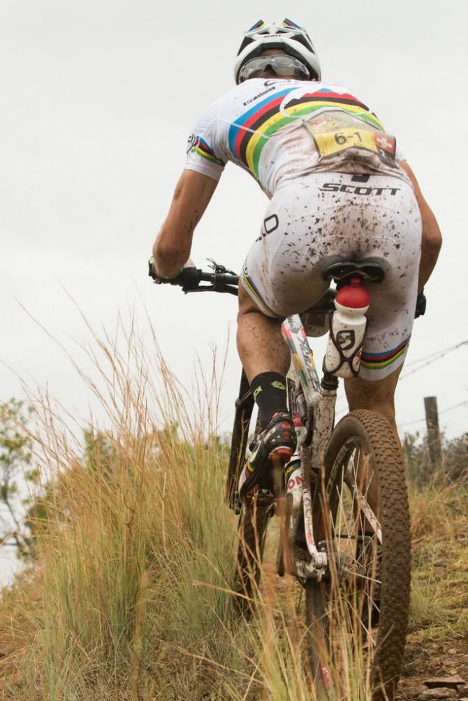 Nino Schurter (Scott-Odlo MTB) descending