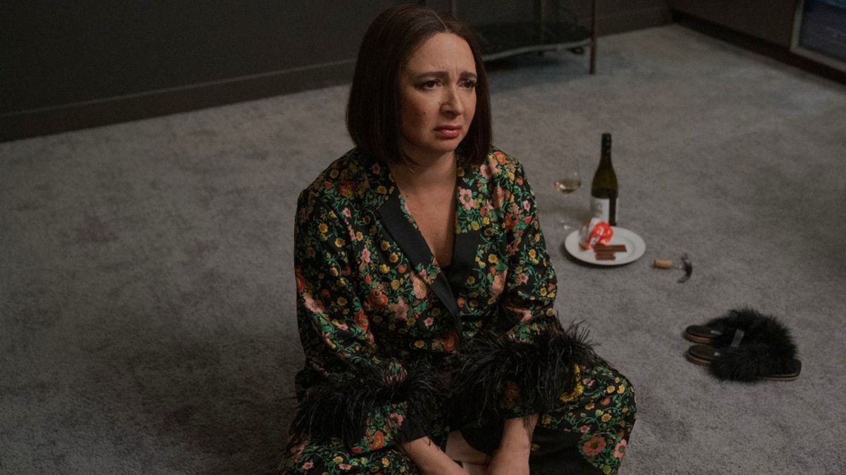 Loot: The Surprisingly Complex Story Behind Maya Rudolph’s Hilariously ...