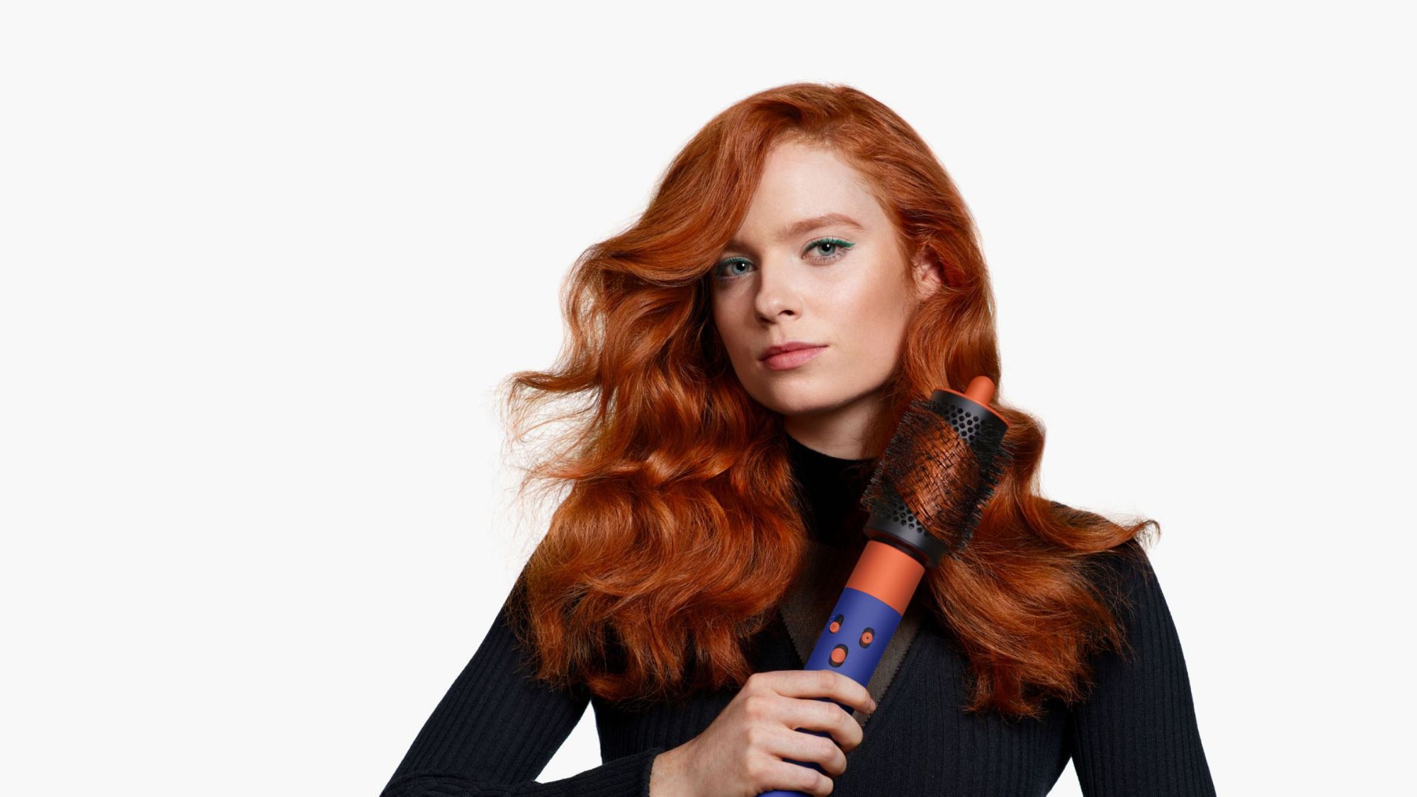 model using dyson airwrap