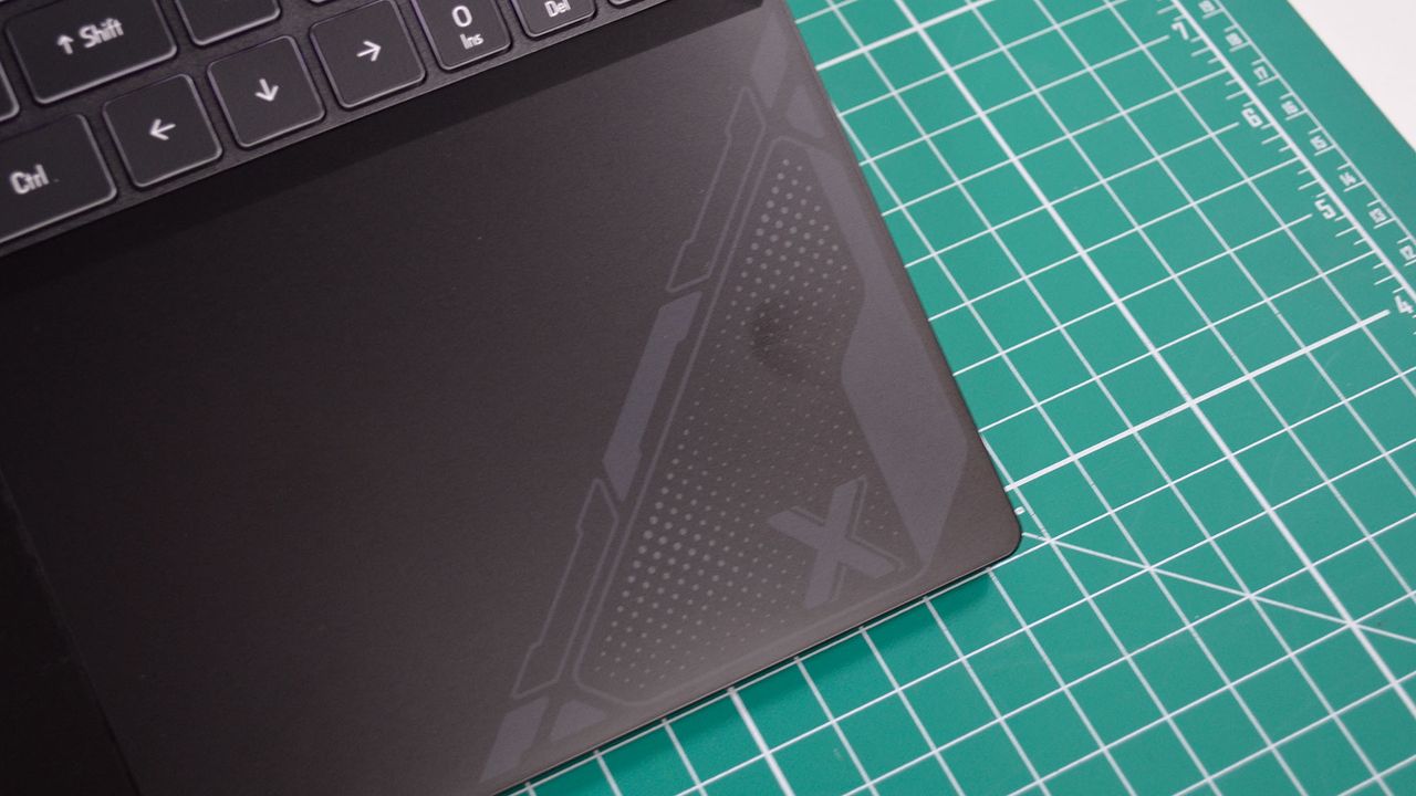 A Gigabyte Aorus G6X 9KG on a desk