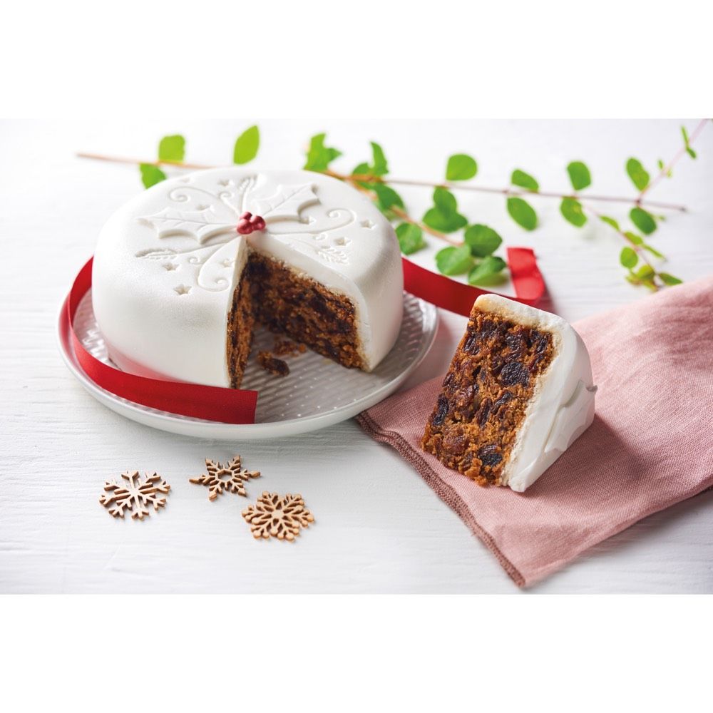 Best Christmas cake 2020: The womanandhome taste test | Woman & Home
