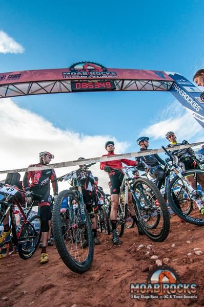 Racers lined up for the start of stage 3 in Moab