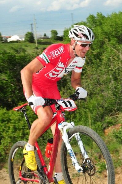 Troy Wells (Clif Bar) rides with the leaders for the first half of the race.