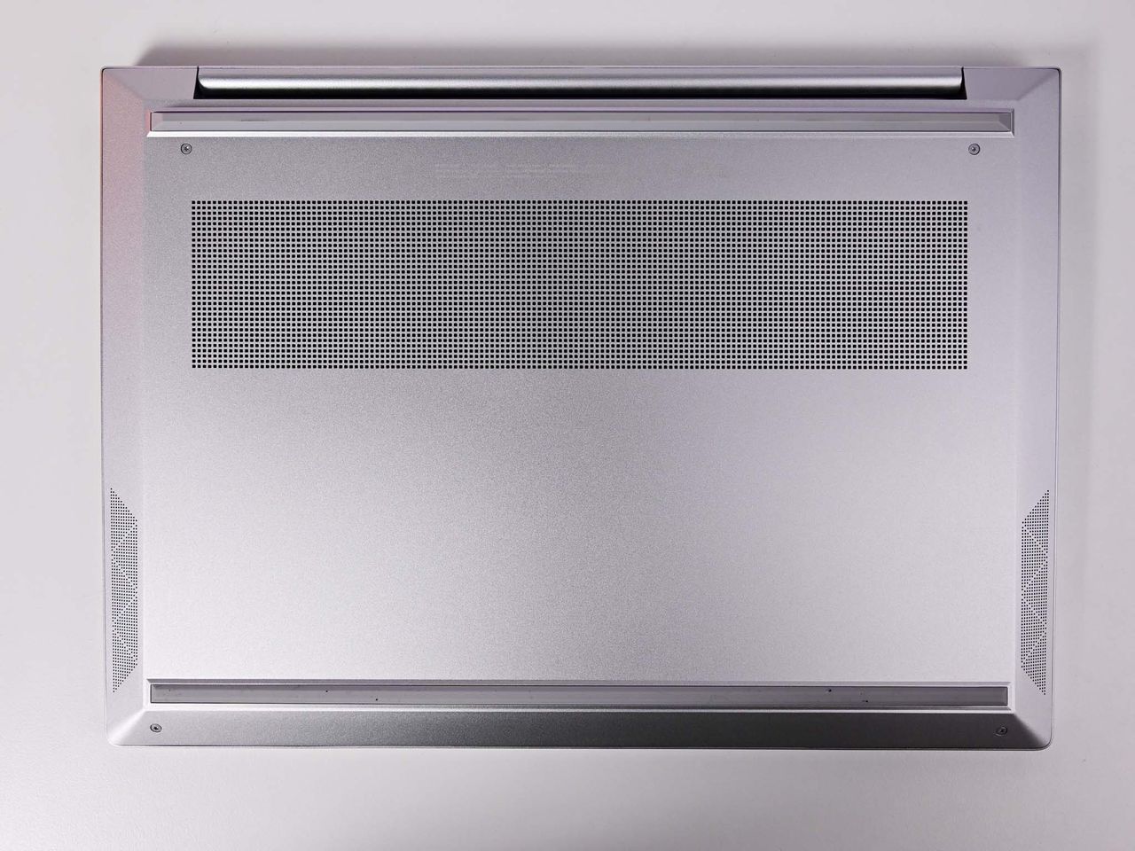 Hp Envy 14 2021 Bottom