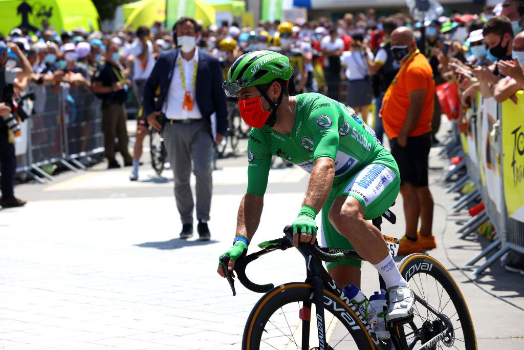 CHATEAUROUX FRANCE JULY 01 Mark Cavendish of The United Kingdom and Team Deceuninck QuickStep Green Points Jersey at start during the 108th Tour de France 2021 Stage 6 a 1606km stage from Tours to Chteauroux LeTour TDF2021 on July 01 2021 in Chateauroux France Photo by Tim de WaeleGetty Images
