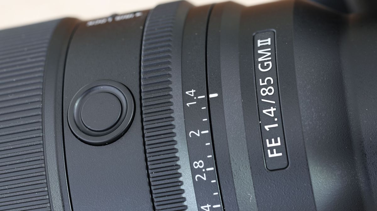 Sony FE 85mm F1.4 GM II