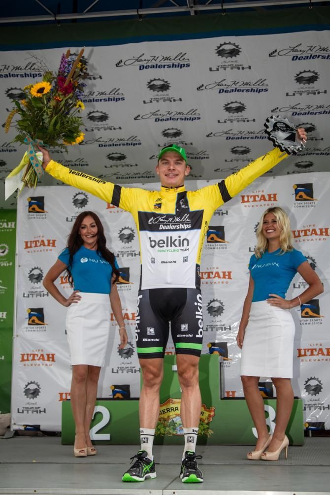 Moreno Hofland (Belkin) takes the race lead after stage 1